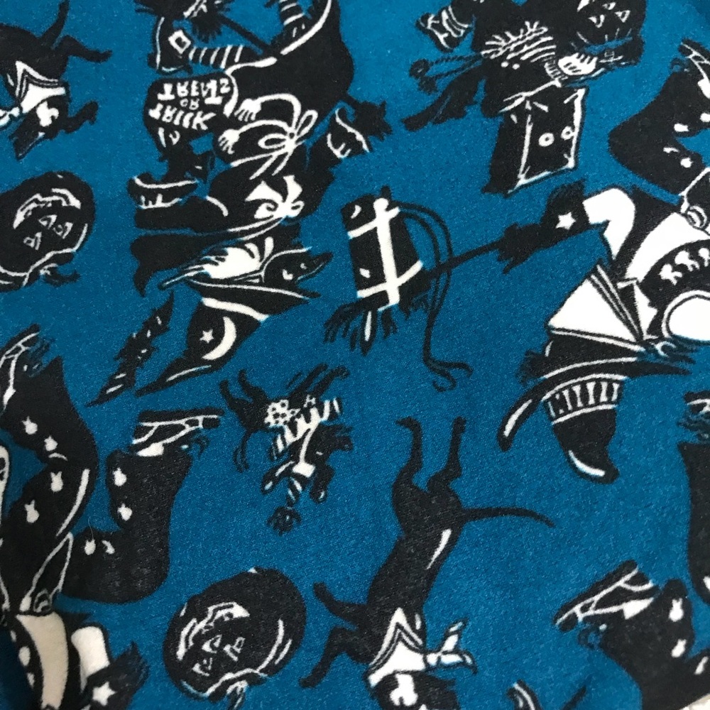 LuLaRoe Trick or Treat/Halloween Print Leggings